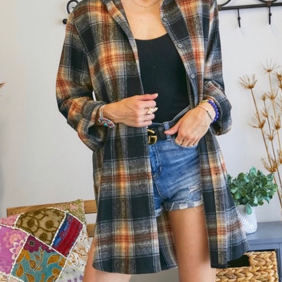 Tops - Long Flannel Plaid Shirt Shacket Size Small
